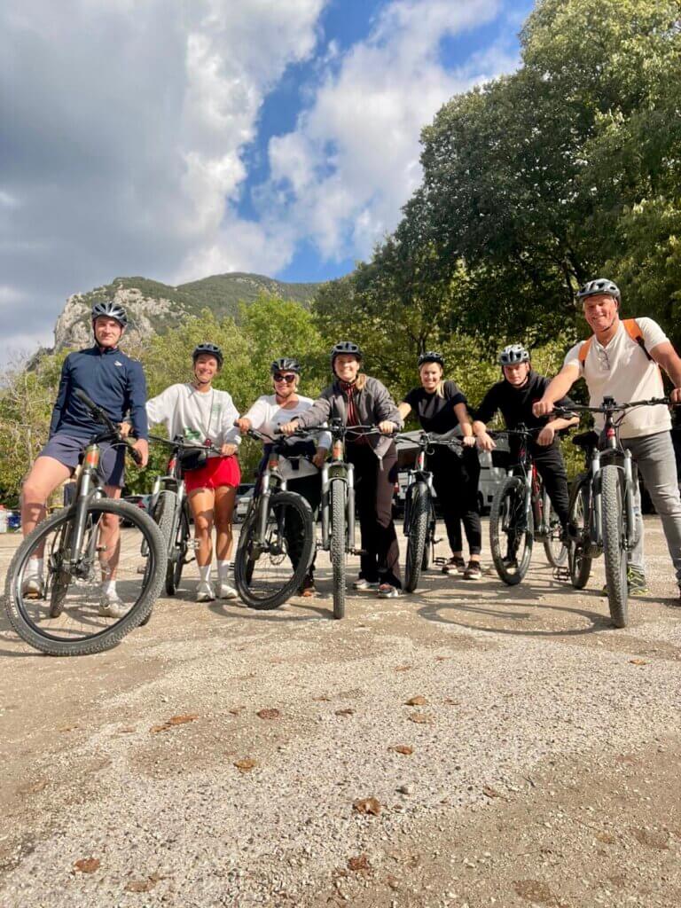 51642667 9F4E 43DB 90CB A5945D6FA2B3