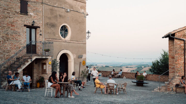 Bar Giallo Loretello